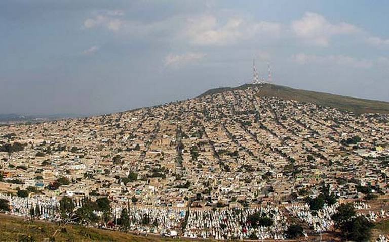 Cerro-del-Cuatro-Medios