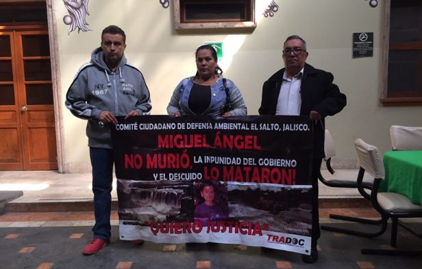 photo5634481675257882547-1000x640