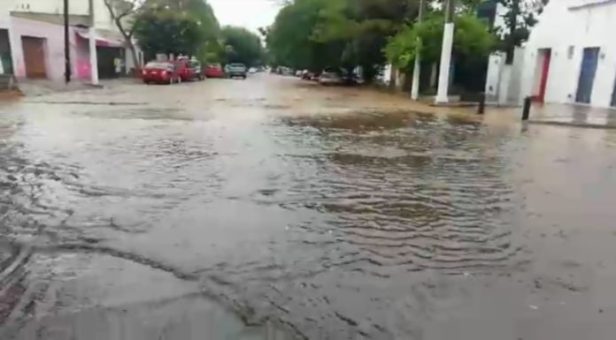 reclaman-a-SIOP-por-inundaciones-Captura-696x385