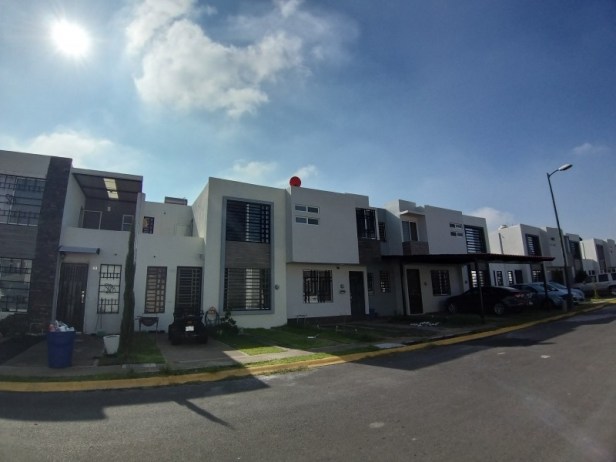 denuncian-falta-y-mala-calidad-de-agua-en-la-arboleda-163101