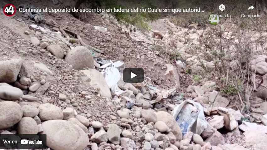 Continúa el depósito de escombro en ladera del río Cuale sin que autoridades municipales hagan algo￼