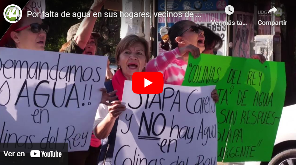 Por falta de agua en sus hogares, vecinos de Colinas del Rey, en Zapopan, bloquean vialidades