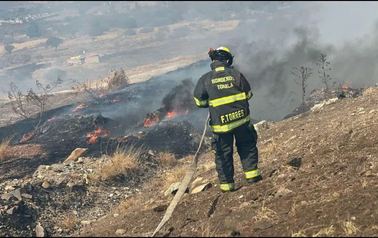 Se incendia vertedero de Los Laureles