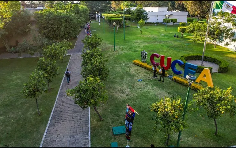 Suspenden actividades en CUCEA por mala calidad del aire