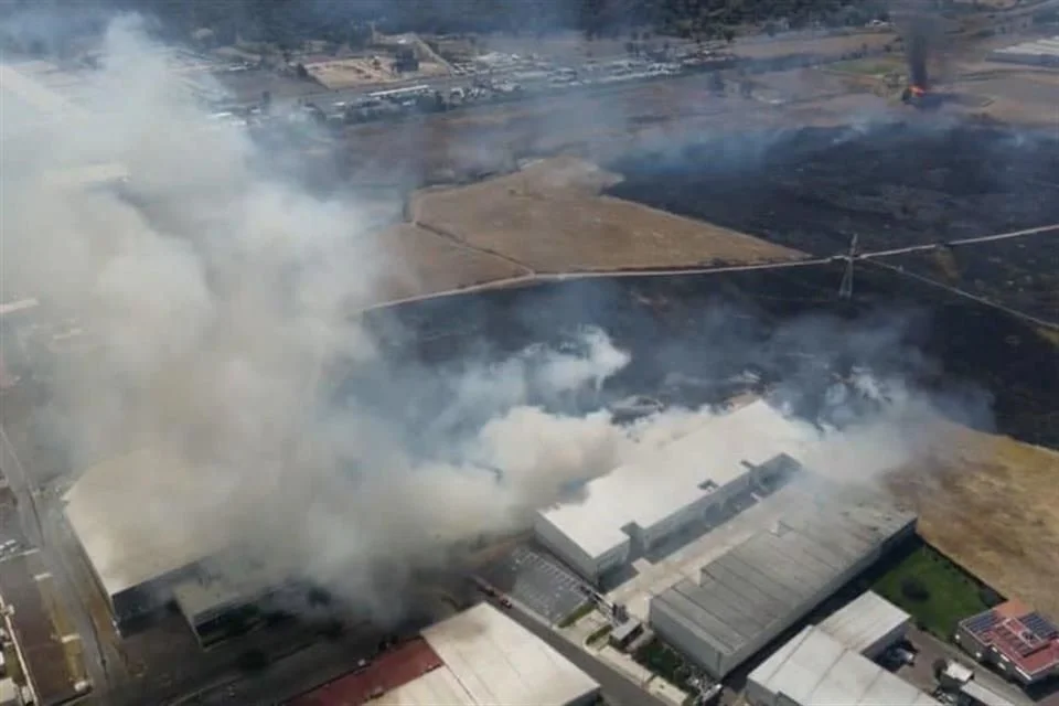 Reportan 4 incendios en la ZMG; Semadet activa alerta
