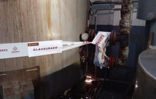 PROEPA clausura destiladora de agave en Jesús María por manejo inadecuado de vinazas