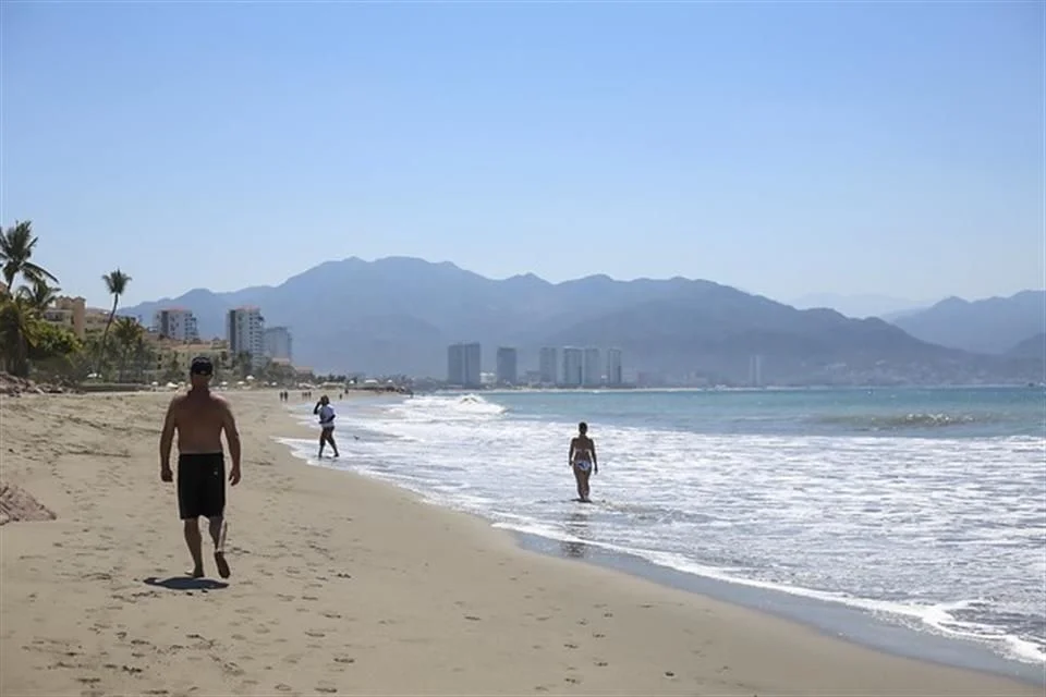 Buscan playas de Jalisco certificación ‘Bandera azul’