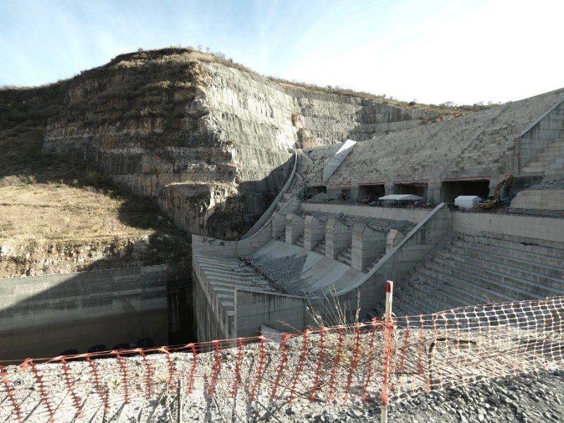 Pese a obras, la ciudad padece falta de agua