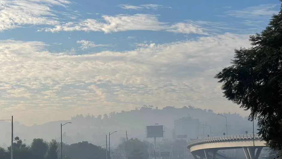 Por incendio en vertedero, activan emergencia atmosférica en 4 municipios de Jalisco