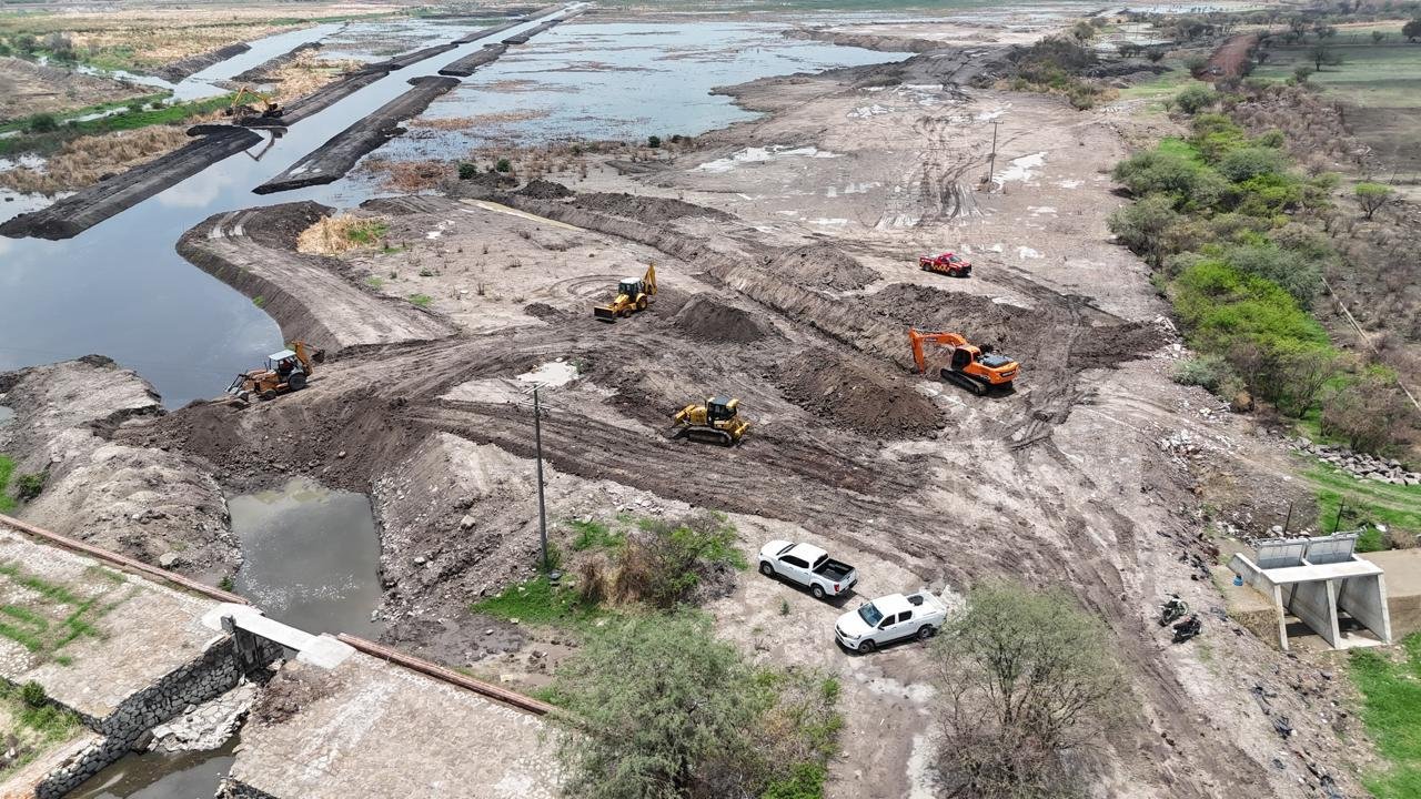 Advierten riesgo de inundaciones en torno a la Presa del Ahogado