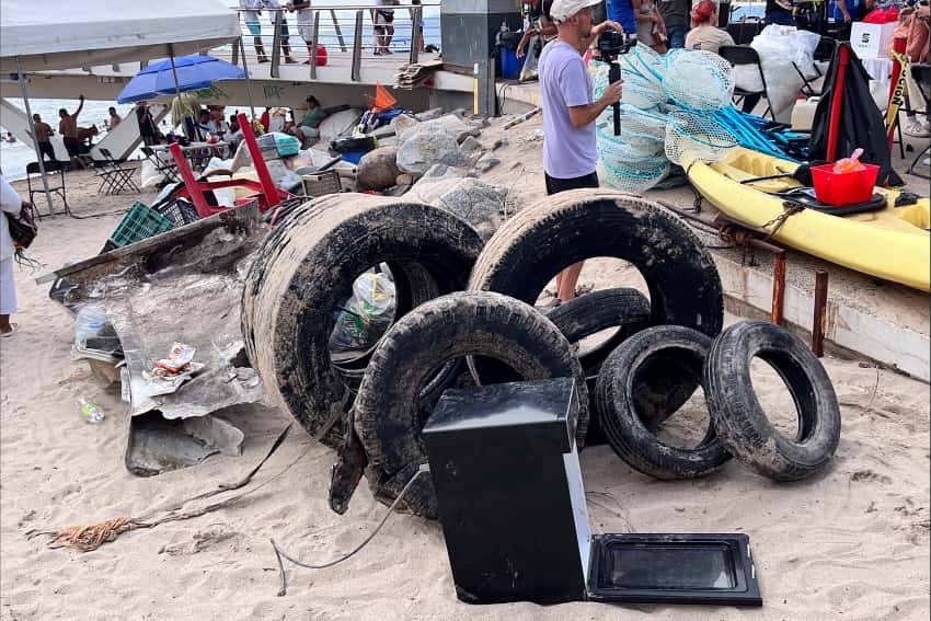 Recolectan más de 3 toneladas de basura en torneo de pesca en Puerto Vallarta