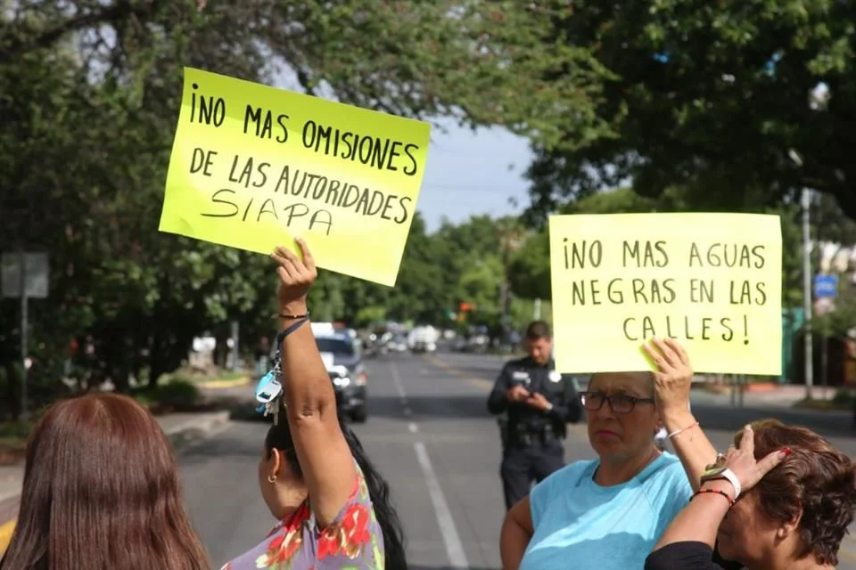 Exigen respuestas al SIAPA en Guadalajara