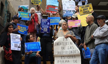 Presentan queja colectiva ante CEDHJ por agua sucia