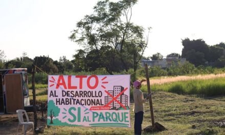 Vecinos mantienen plantón contra proyecto habitacional en Zapopan