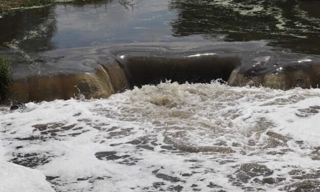 Señalan responsabilidad industrial en el agua contaminada de Guadalajara