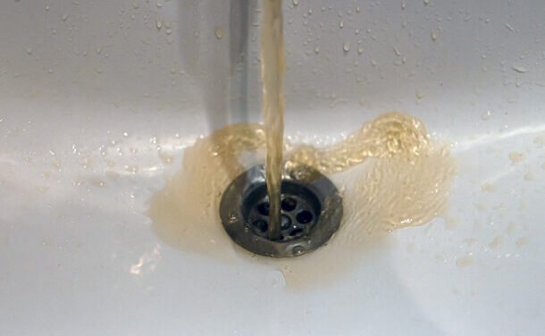 Reportan afectaciones por mala calidad del agua en Tlaquepaque