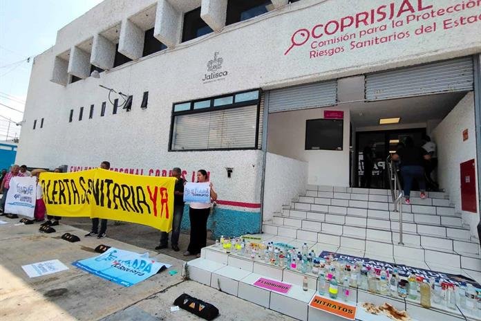 Presentan demanda colectiva en Coprisjal por agua contaminada