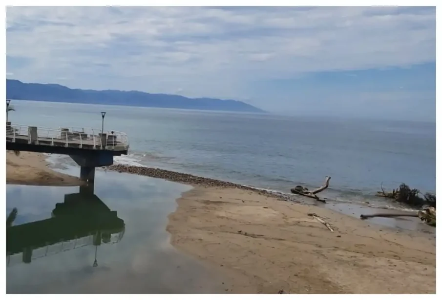 Proteger playas de Puerto Vallarta exige más que limpiezas