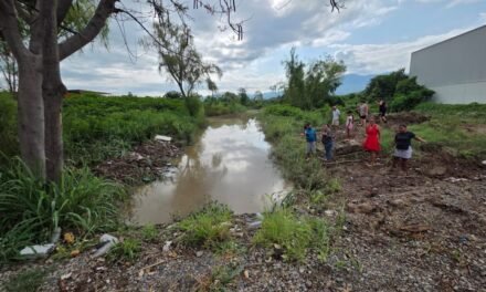 En Vallarta exigen solución definitiva a inundaciones