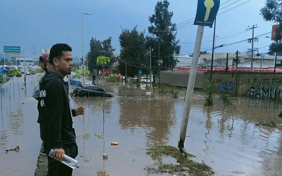 Construcciones en Cerro del Cuatro agravan inundaciones en Periférico Sur