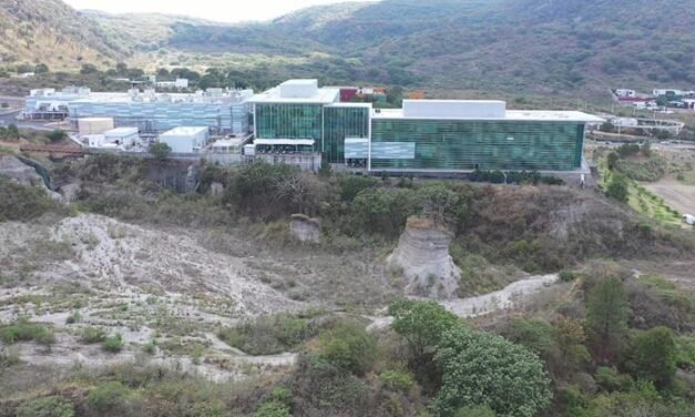 Devastan El Bajío y las autoridades se pasan la denuncia