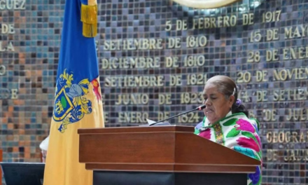 “El agua sucia nos enferma”, dijo una diputada del Parlamento del Adulto Mayor