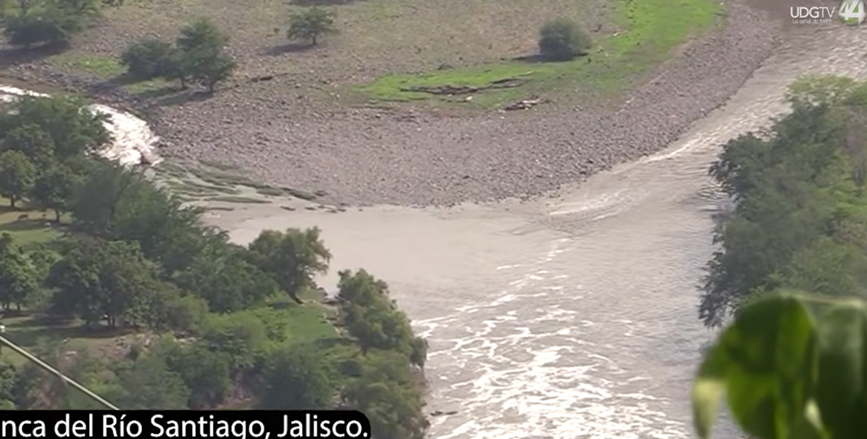 Aportan videos como prueba del derrame de lixiviados a ríos de la barranca