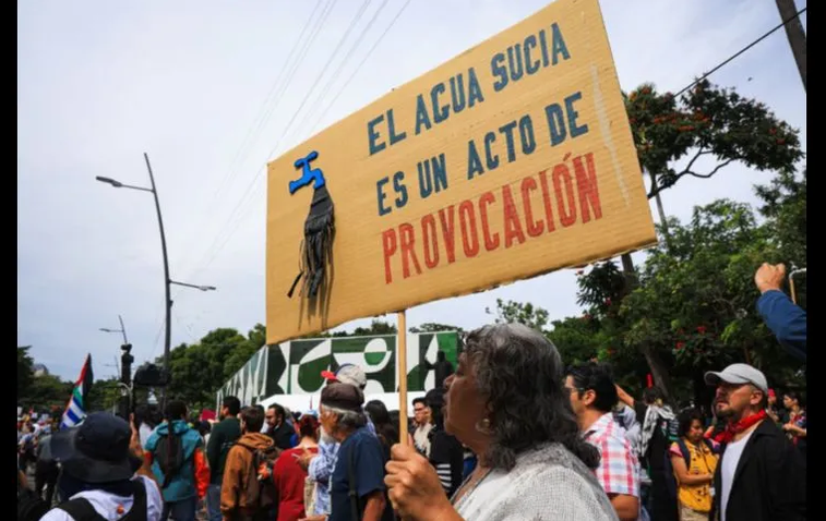 Reportan manifestaciones en distintos puntos de la ciudad; denuncian falta de agua