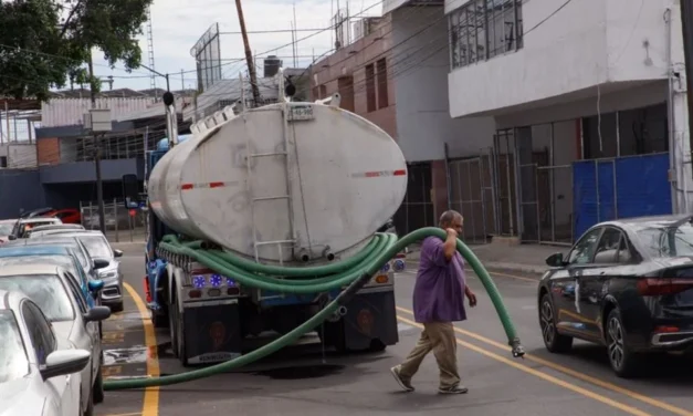‘No puedo estar pagando cada tercer día 500 pesos de agua’