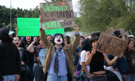 Admite Lemus graves errores; liberan a todos