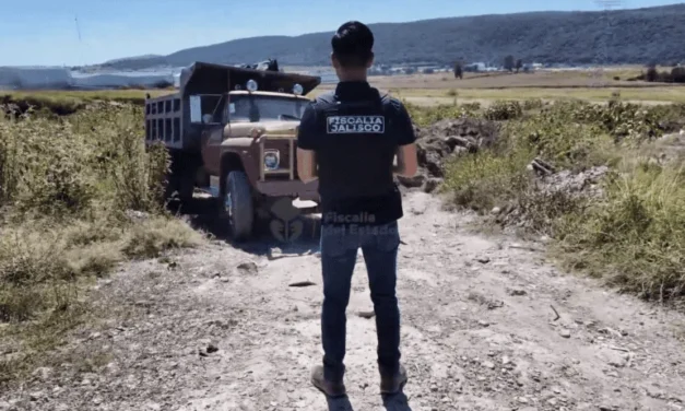 Detienen a 7 y aseguran vertedero irregular de escombro en Zapopan