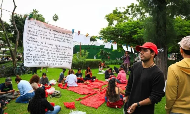 Ciudadanos toman el Parque Rojo para exigir agua limpia y transparencia de gestión hídrica en Jalisco